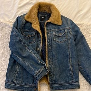 Blue Jean jacket with fake fur edges